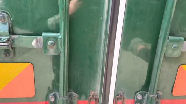 Volvo 4x2 curtain side KY61 KAA смотреть онлайн