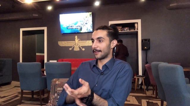 Мнение ИРАНЦА про расизм, русских девушек и свободу слова | Иностранец говорит по-русски | #Katya2R