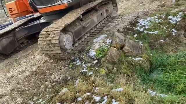 Pelle sur chenilles Fiat Hitachi EX215 смотреть онлайн