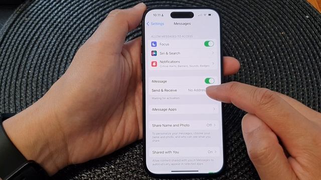 iPhone 15/15 Pro Max: How to Turn On/Off iMessage смотреть онлайн