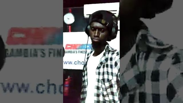 EXCEL BLACK ~ Ungrateful People (Live Radio Play Gambia) смотреть онлайн