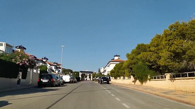 By Car 🚗🛣  Along Torrevieja 🌴. October 2021. #torrevieja #myspain #tourism #cars #road #roadtrip