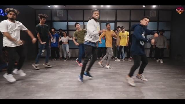 Mere Naseeb Mein Choreography | Mantra Monks | Dance Mantra Academy смотреть онлайн