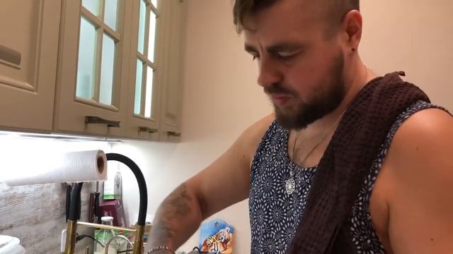 Кавказский замороженный суп из баранины. Суп из морозилки. Готовить проще, чем пельмени смотреть онлайн