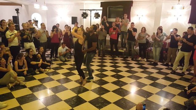 Ronald & Alba ~ Bachata Fusion ~ Festival SBK 2018 de Normandie смотреть онлайн