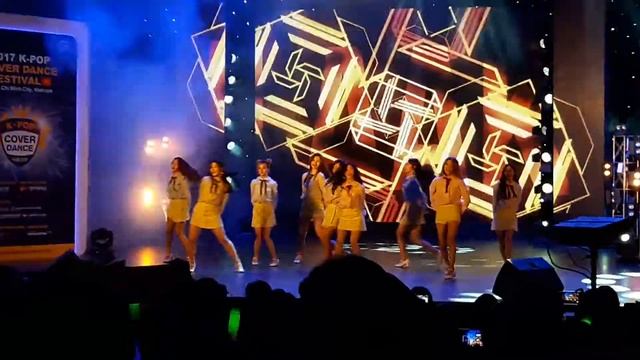 [FANCAM] 170506 Gugudan - Wonderland @ 2017 K-Pop Cover Dance Fes смотреть онлайн