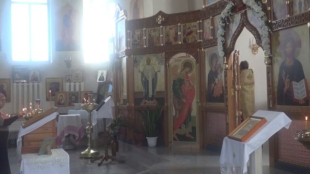 Божественная Литургия, неделя о слепом, 2 часть(Херувимская песнь). смотреть онлайн