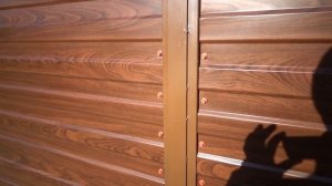 Ворота в гараж из профнастила своими руками