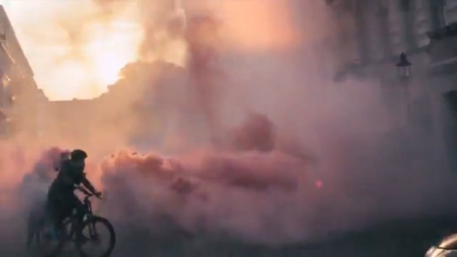 Одежда для бунтарей смотреть онлайн