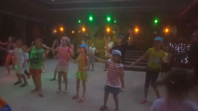 Детская дискотека в Крыму Город Судак смотреть онлайн