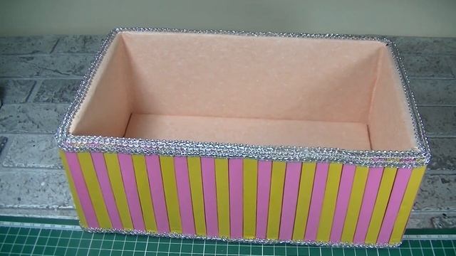Декор коробок для рукоделия .2 идеи декора из обувных коробок. Декор цветной бумагой и ковриком ПВХ смотреть онлайн