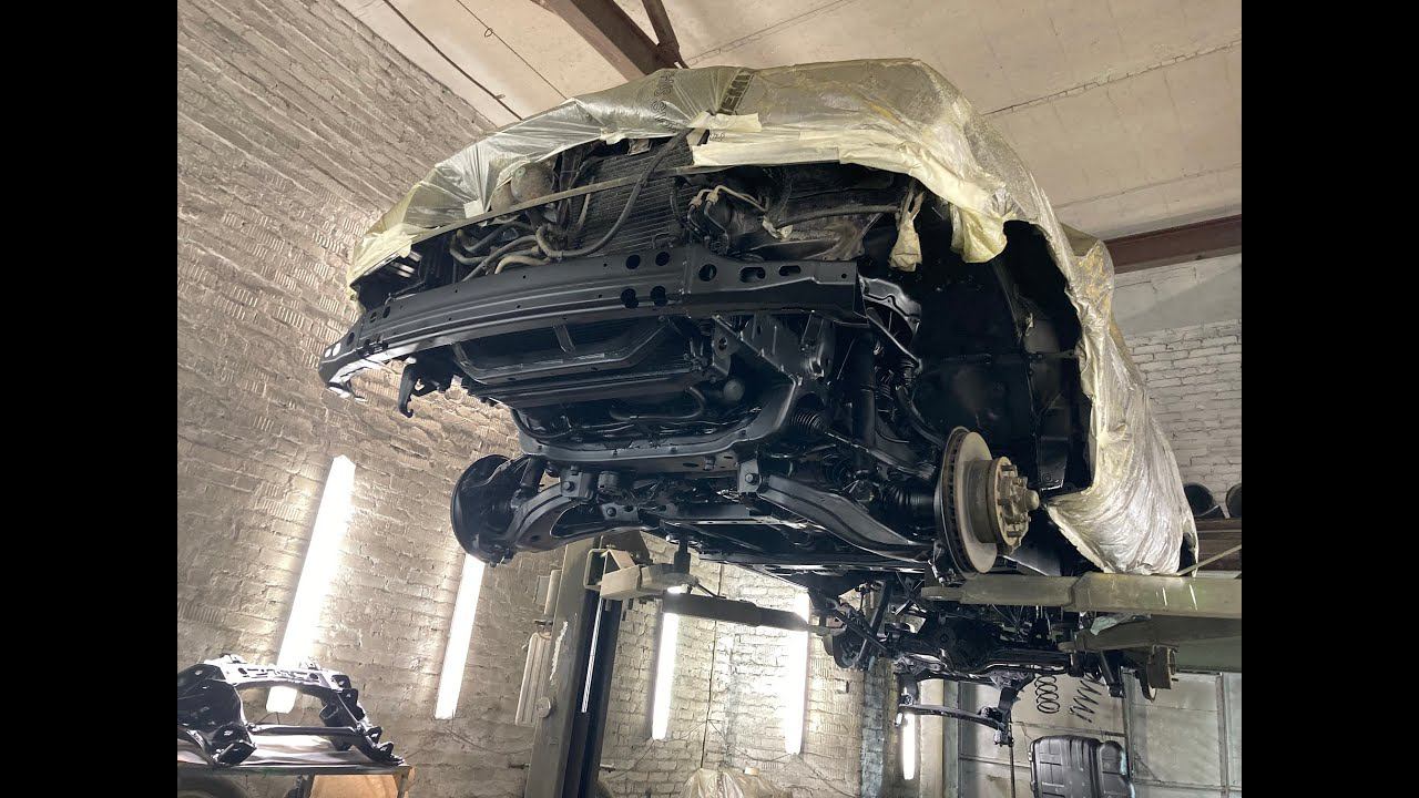 Убираем ржавчину с рамы и днища TLC 100 2005 (Пескоструй)! смотреть онлайн