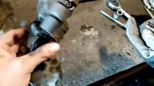 заклинило Задний супорт Nissan Primera P12. не работает ручник.  Ниссан примера Р12 механизм ручник