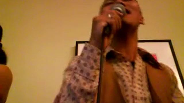 I don't wanna miss a thing OKKI ANGGRY HARTONO at Park Hotel (aerosmith hits).MP4 смотреть онлайн