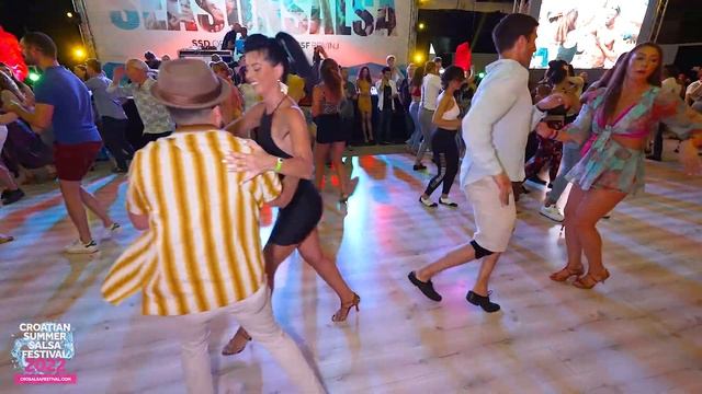 Luis Vazquez & Anna Treiger - social dancing @ CSSF 2022, Rovinj смотреть онлайн