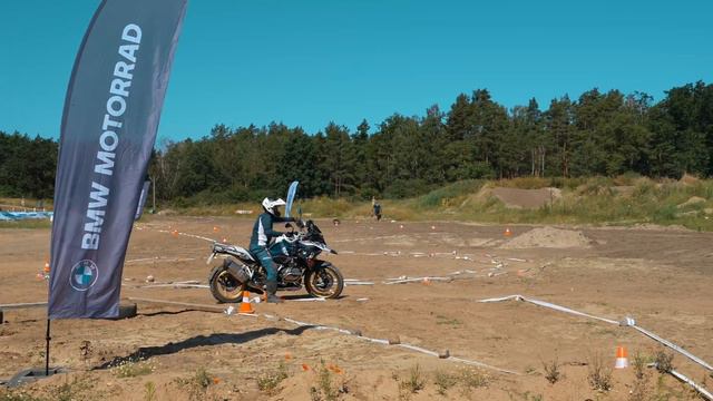 Clasificación internacional gs trophy 2024 namibia BMW MOTORRAD DAYS 2024 смотреть онлайн
