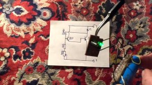 Две простейшие схемы на транзисторах для новичков.mp4