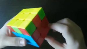 Предпоследний этап сборки кубика рубика3×3