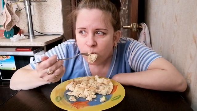 МУКБАНГ✴️Жру ОМЛЕТ/Сажусь на ДИЕТУ?️♀️/СЛАБОНЕРВНЫМ НЕ СМОТРЕТЬ. #емнакамеру #любашиныбудни