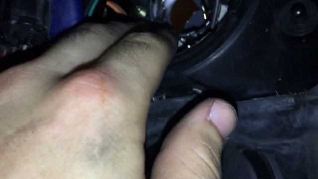 How to replace G35 headlight bulb смотреть онлайн