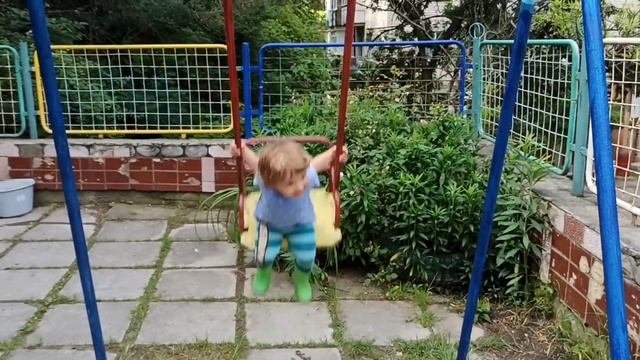 крылатые качели летят летят летят смотреть онлайн