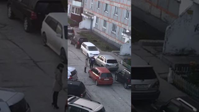 Бытовой конфликт в Южно-Сахалинске закончился стрельбой смотреть онлайн