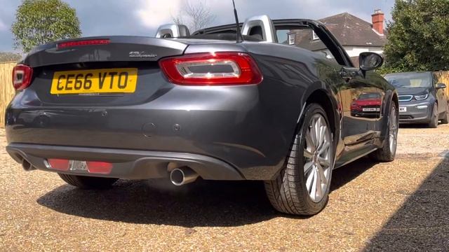 2016 Fiat 124 Spider Lusso смотреть онлайн