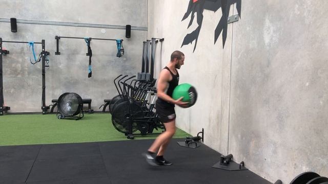 Slam Ball Alternating Side Step Toss [Slam Ball Exercise]