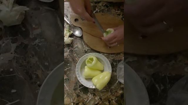 Фаршированный перец и кабачки смотреть онлайн