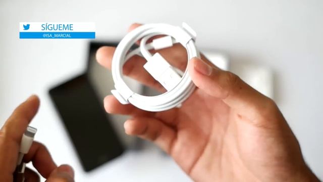 Apple iPhone 8 - Unboxing en español смотреть онлайн