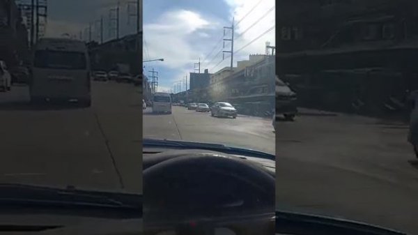 Driving on Thepprasit Road, Pattaya. Music by Комиссар (Komissar) Ты уйдёшь