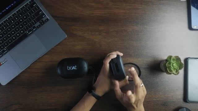 boAt Stone 250 VS MIVI ROAM 2 || DETAILED COMPARISON || Konsa Hai Best Speaker Under 1500? смотреть онлайн