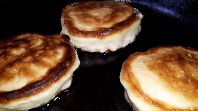 ПЫШНЫЕ ОЛАДЬИ на КЕФИРЕ как пух!Вкуснее рецепта вы не найдёте!Что приготовить на завтрак за 10 мину смотреть онлайн