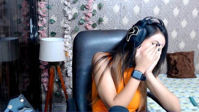 ? DANK MEME REACTION WITH HER ?(Uff ye meme)? Epic Thug Life Moment?* THEAJAYARORA ? смотреть онлайн