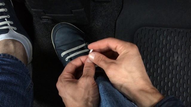 Как укоротить шнурки смотреть онлайн