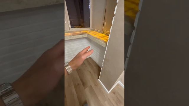 Светлая кухня по дизайн проекту и мебель от компании БЫТЬ БОССОМ®️ #interiordesign #красота #кухня смотреть онлайн