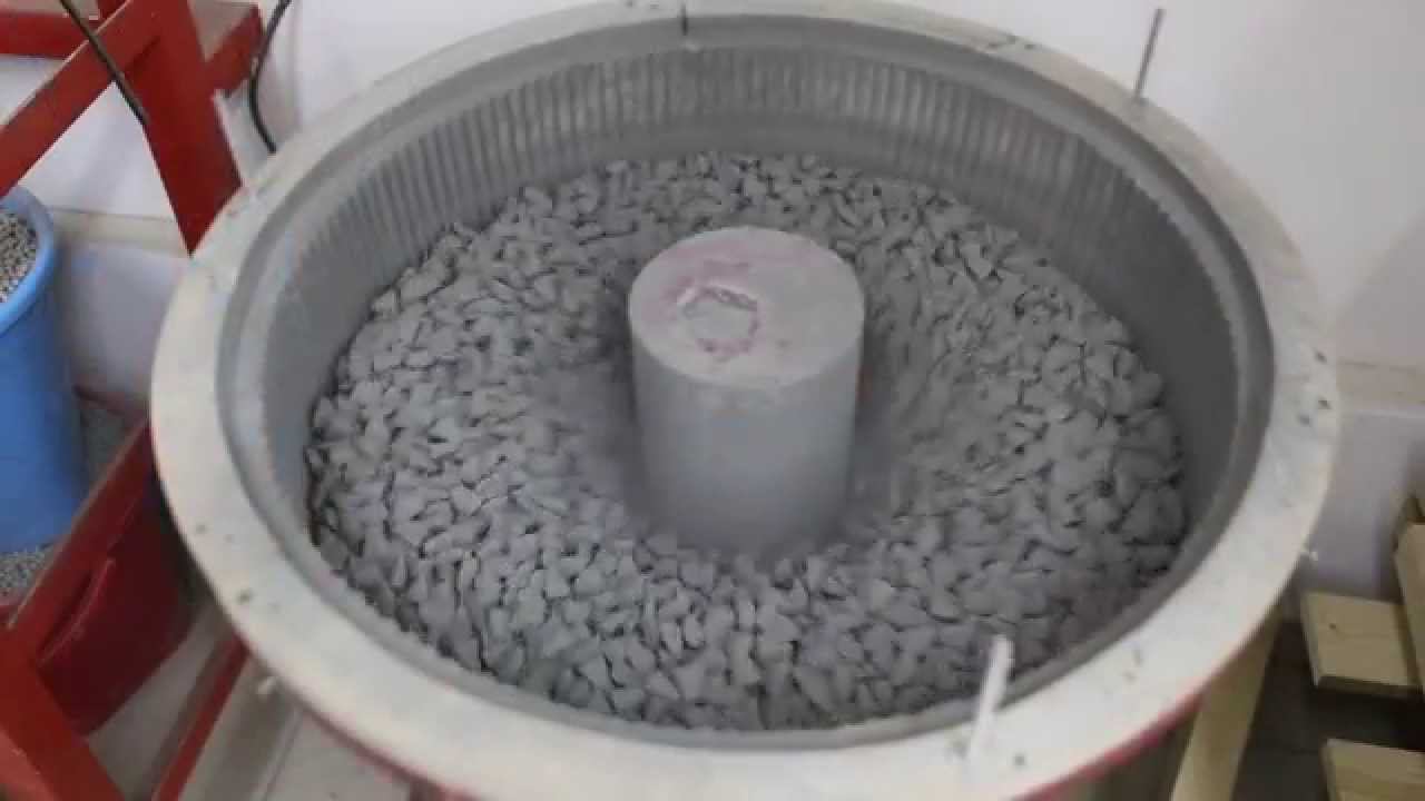 Галтовочный барабан / Vibratory deburring machine смотреть онлайн