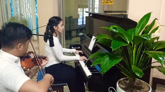 When I Cry Piano and Violin Cover смотреть онлайн