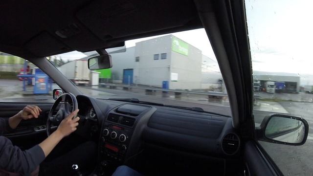 Rain Day Street Drifting: Lexus IS200 Open Diff