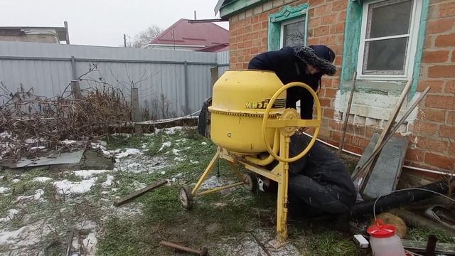 Копчение утки, ремонт  бетономешалки.