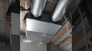 Монтаж канальных кондиционеров и приточно-вытяжной вентиляции в частном доме 125м2.