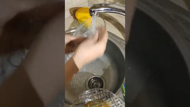 Супер эффективная паста для мытья посуды и много чего по дому из Малайзии смотреть онлайн