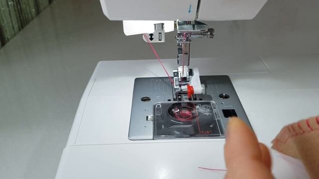 как ОБРАБОТАТЬ КРАЙ ,КАК ШИТЬ ТРИКОТАЖ НА ШВЕЙНОЙ МАШИНЕ, ОВЕРЛОЧНАЯ СТРОЧКА , Шить легко и просто смотреть онлайн