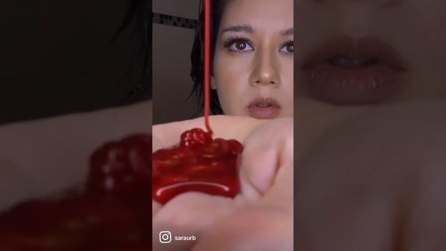 Dyeing my hair with colour shampoo #shortsvideos смотреть онлайн