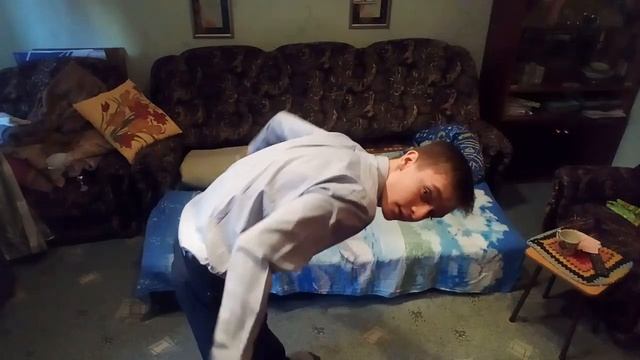 Как накачать ПЛЕЧИ И СПИНУ!? смотреть онлайн