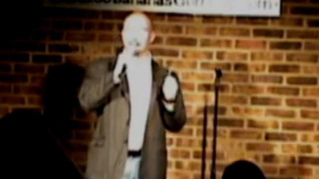 Pete Ludovice, Go Bananas 2005 смотреть онлайн