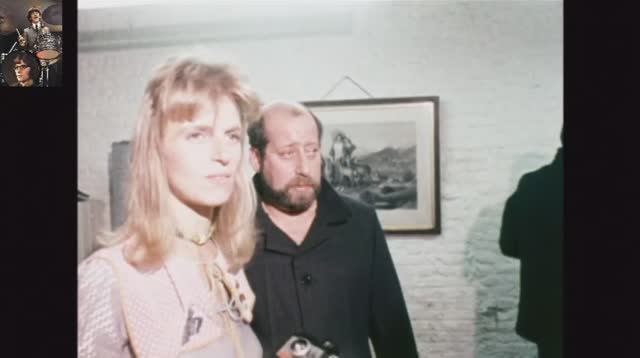 Paul McCartney & Wings - Band On The Run Bonus 2010 DVD Rip.mp4 смотреть онлайн