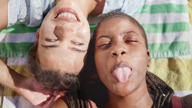 fun silly indie pop смотреть онлайн