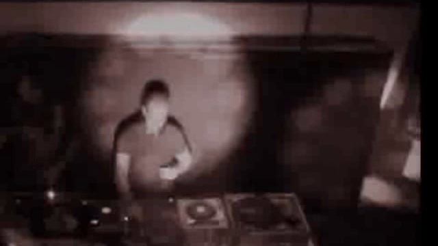 DJ Salva Tributo Sala EM 1992 Sevilla PART II (RIP-TAPE) смотреть онлайн