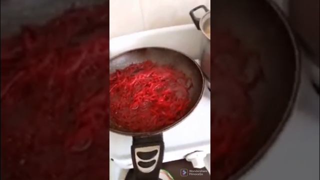 Готовлю борщ?(видео с прошлого канала, по-этому качество не очень) смотреть онлайн